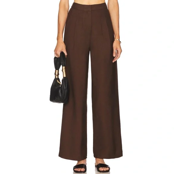 WeWoreWhat Scoop Tailored Vest & Pant Set - Picture 4 of 15